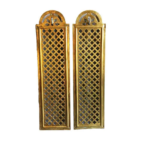 Antique finish metal lattice panel