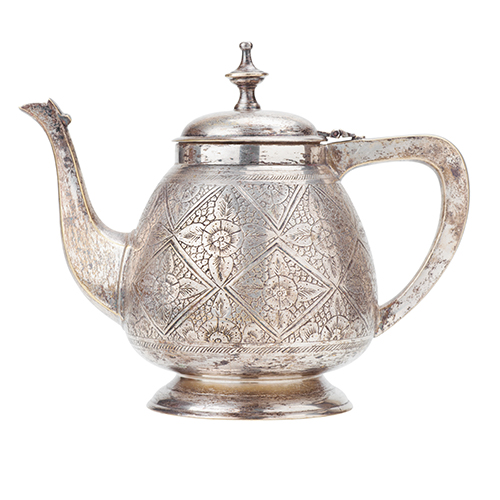 Silver plated Arabic style coffee pot for luxury hospitality